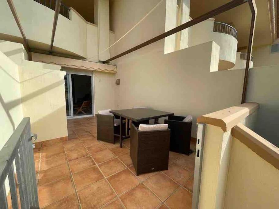 Apartamento Moderna Y Alegre Vivienda Junto Al Mar . Roquetas de Mar Exterior foto
