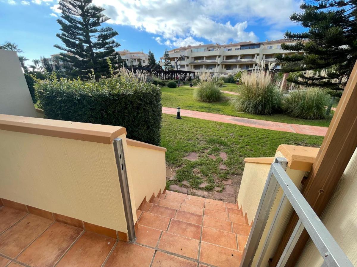 Apartamento Moderna Y Alegre Vivienda Junto Al Mar . Roquetas de Mar Exterior foto