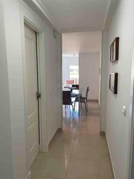 Apartamento Moderna Y Alegre Vivienda Junto Al Mar . Roquetas de Mar Exterior foto