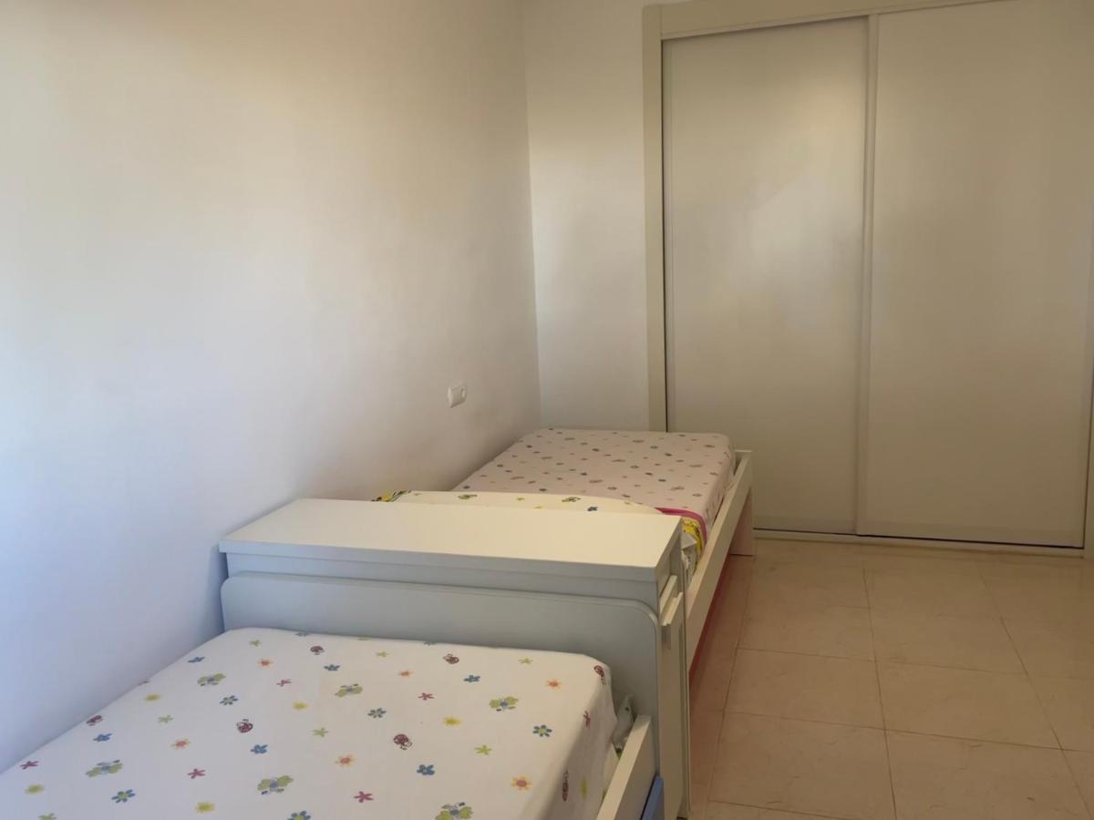 Apartamento Moderna Y Alegre Vivienda Junto Al Mar . Roquetas de Mar Exterior foto